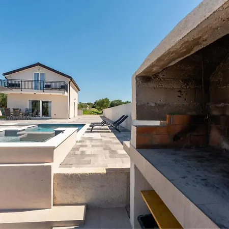 House Frano Biograd Na Moru