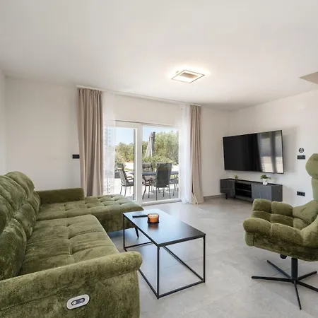 House Frano Biograd Na Moru