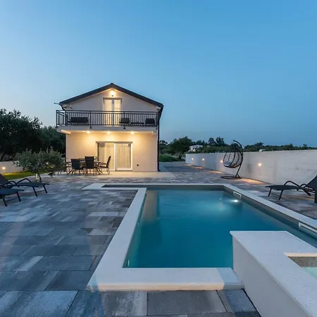 House Frano Biograd Na Moru