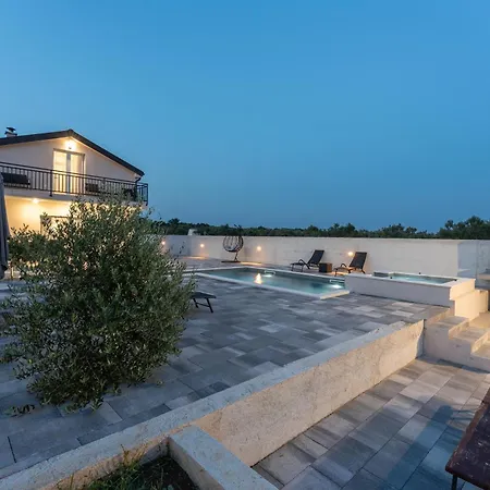 House Frano Biograd Na Moru